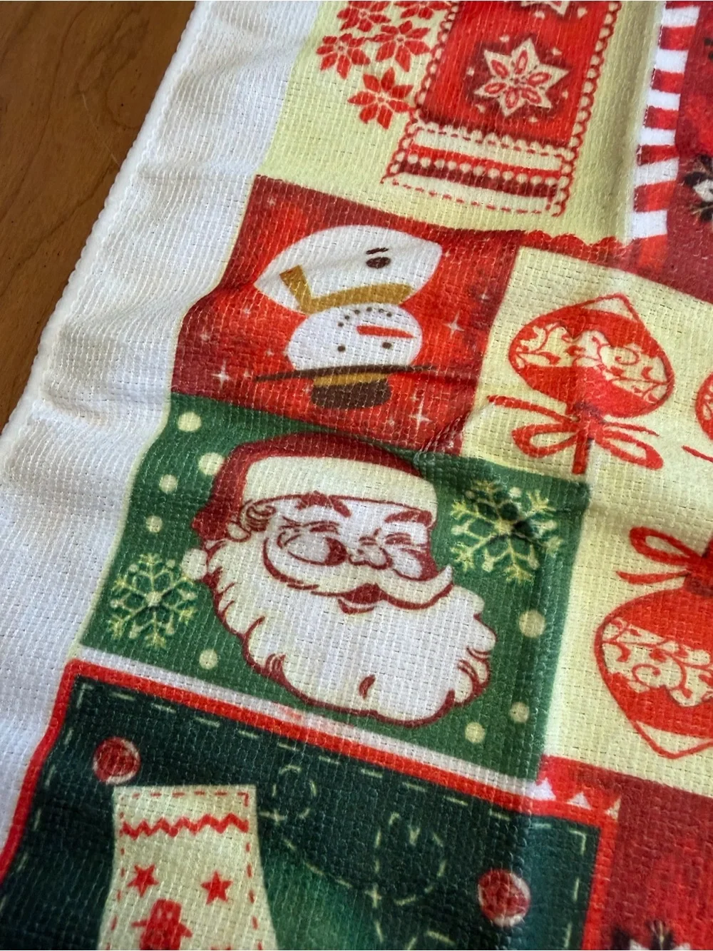 Christmas Themed Kitchen Linens | Festive | Snow | OS